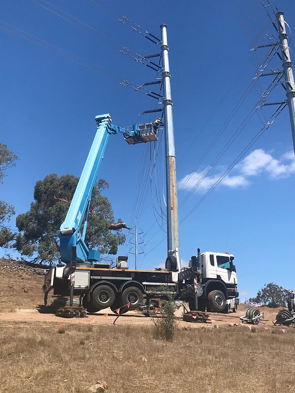 mobile elevated work platform safety