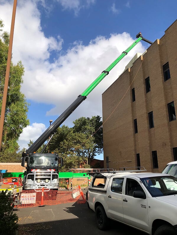 mobile cherry picker telecommunications