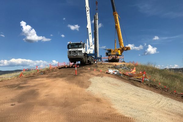 elevating work platform platform lift with a boom