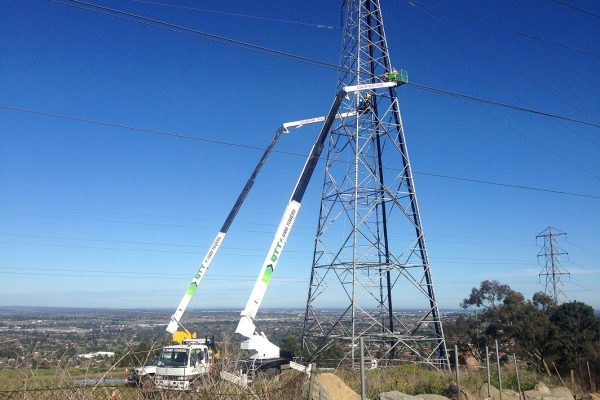 cherry picker boom lift elevating work platform