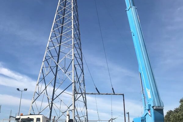 (Cherry Picker) elevated work platform with a boom Over 11 metre ewp