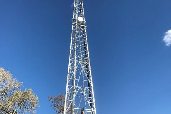 a telecoms transmission tower communcaition